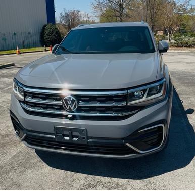 Green 2023 Volkswagen Atlas Cross Sport 3.6L V6 SEL Premium R-Line