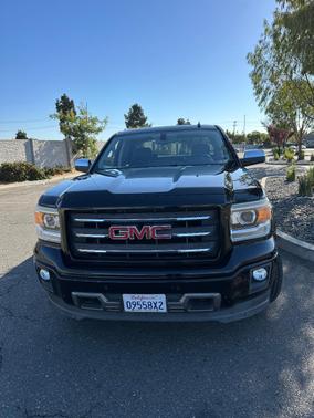 Black 2014 GMC Sierra 1500 SLT