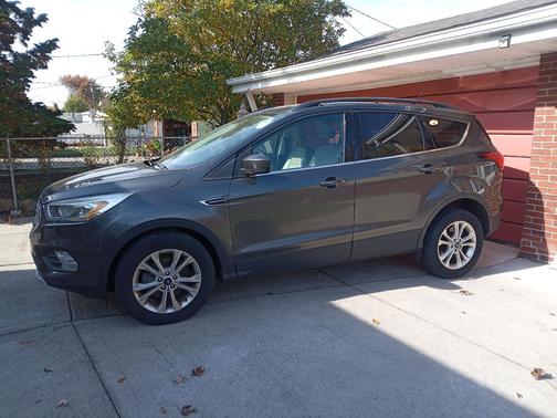 Gray 2019 Ford Escape SEL