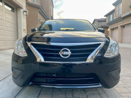 2017 Nissan Versa 1.6 S+
