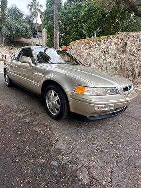 Beige 1993 Acura Legend L