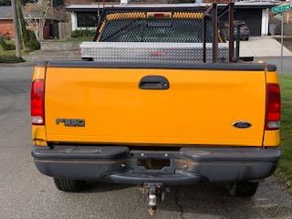 2004 Ford F-350 XL Crew Cab Super Duty