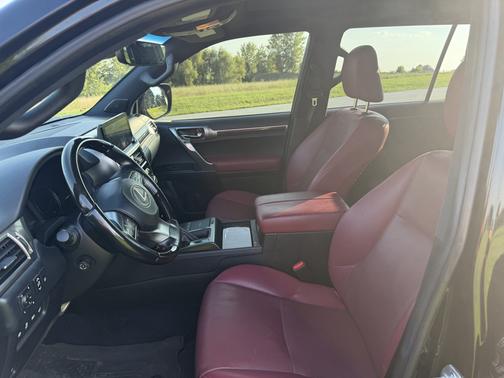 Black 2022 Lexus GX 460 Premium