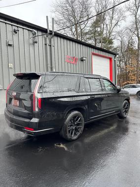 Black 2022 Cadillac Escalade ESV Sport Platinum
