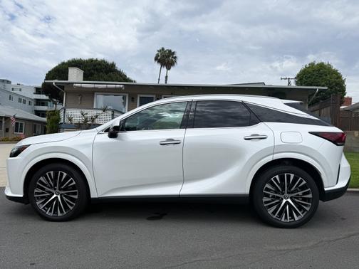 2024 Lexus RX 350h Premium Plus