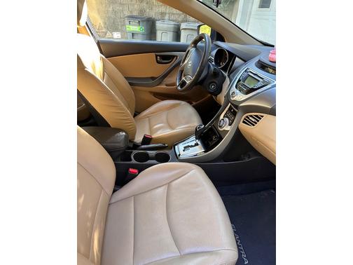 2012 Hyundai ELANTRA Limited