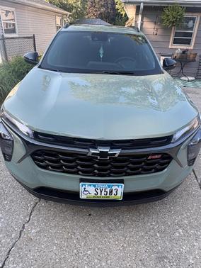 Green 2024 Chevrolet Trax 2RS