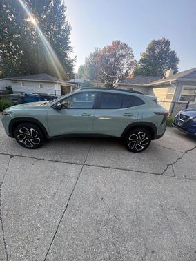 Green 2024 Chevrolet Trax 2RS