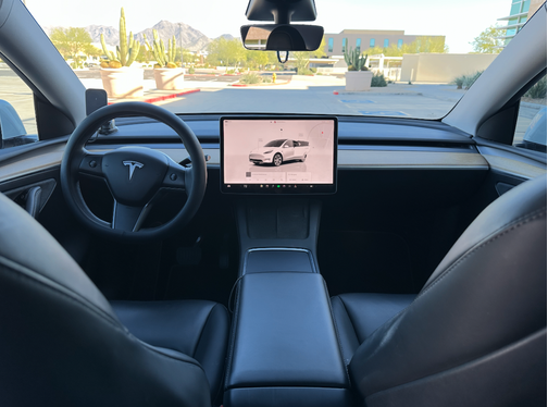 2023 Tesla Model Y Performance