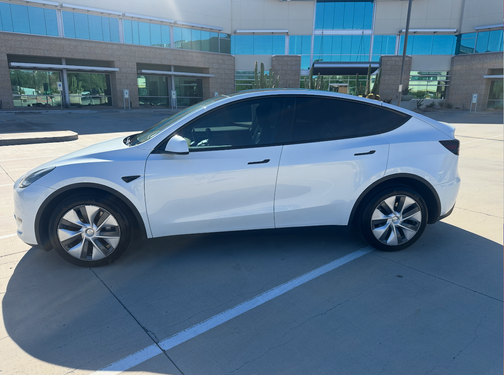 2023 Tesla Model Y Performance