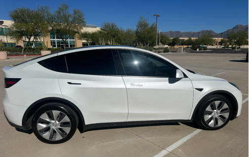 2023 Tesla Model Y Performance