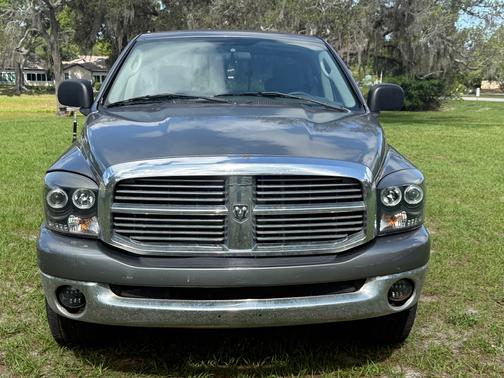 Gray 2007 Dodge Ram 1500 SLT Quad Cab