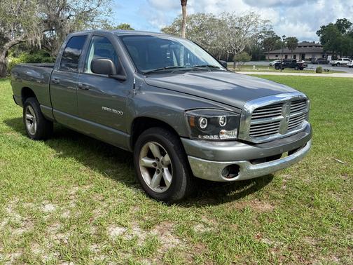 Gray 2007 Dodge Ram 1500 SLT Quad Cab