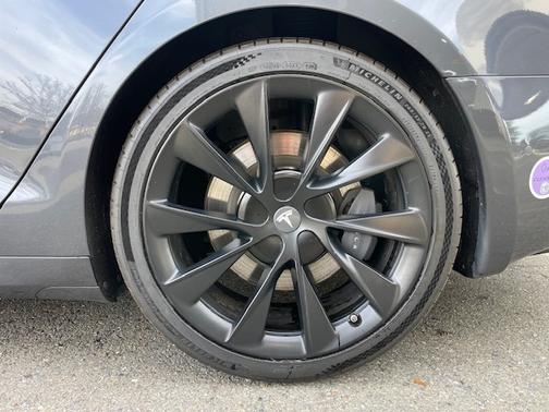 2018 Tesla Model S 75D