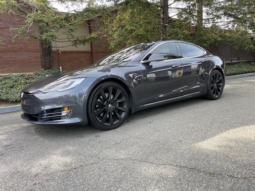 2018 Tesla Model S 75D