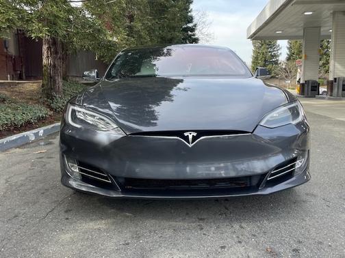 2018 Tesla Model S 75D