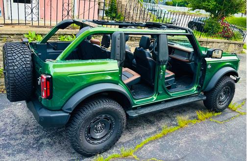 2024 Ford Bronco Outer Banks