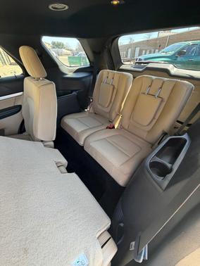 Gray 2016 Ford Explorer XLT