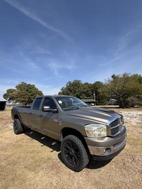 Gold 2008 Dodge Ram 2500 SLT Quad Cab