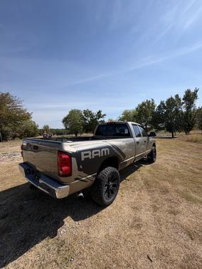 Gold 2008 Dodge Ram 2500 SLT Quad Cab
