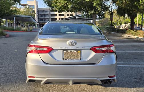 2018 Toyota Camry SE