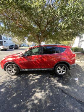 2014 Toyota RAV4 XLE