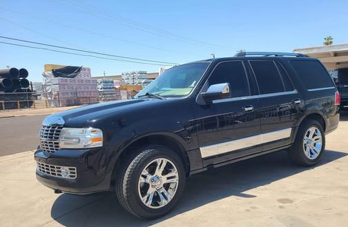 2011 Lincoln Navigator Base