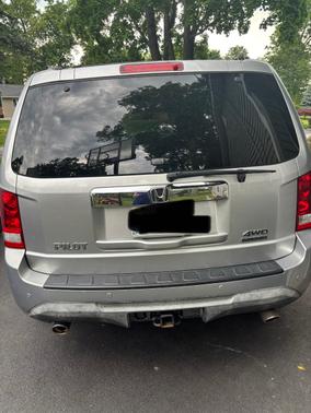 Silver 2012 Honda Pilot Touring