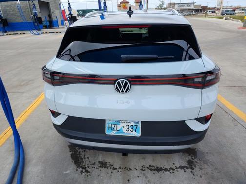 White 2021 Volkswagen ID.4 Pro S