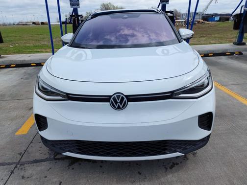 White 2021 Volkswagen ID.4 Pro S