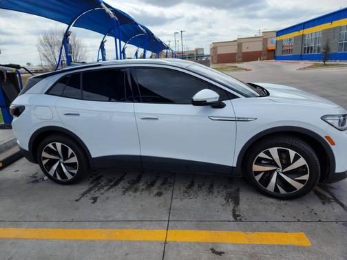 White 2021 Volkswagen ID.4 Pro S