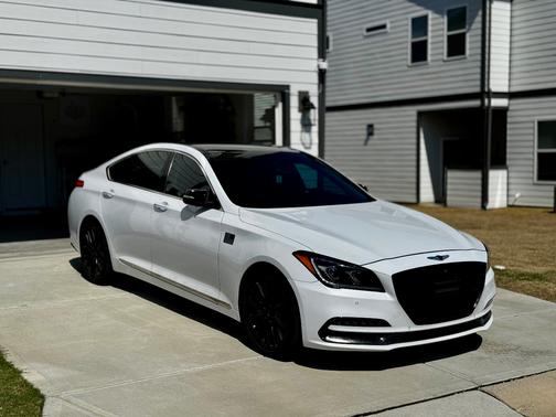 White 2018 Genesis G80 5.0 Ultimate