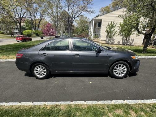 2011 Toyota Camry XLE