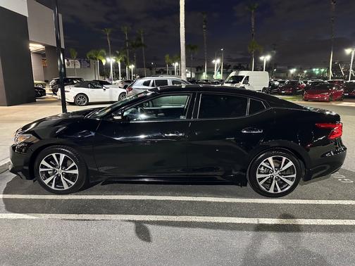 2017 Nissan Maxima 3.5 Platinum