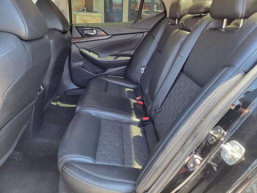 2017 Nissan Maxima 3.5 Platinum