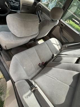 Gold 1996 Toyota Camry DX