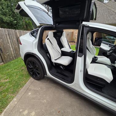 White 2017 Tesla Model X 100D