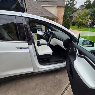 White 2017 Tesla Model X 100D