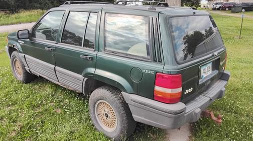 1993 Jeep Grand Cherokee Laredo 4WD