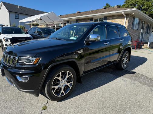 Black 2020 Jeep Grand Cherokee Limited