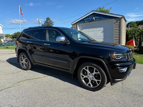 Black 2020 Jeep Grand Cherokee Limited