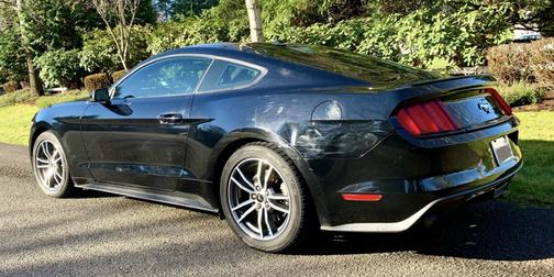 2015 Ford Mustang EcoBoost Premium