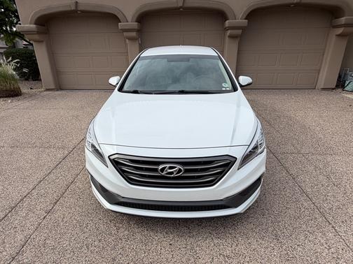 White 2015 Hyundai SONATA Sport