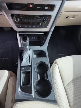 White 2015 Hyundai SONATA Sport