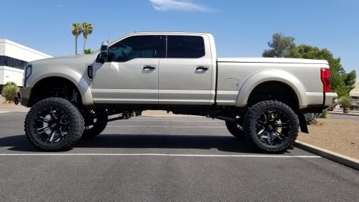 Gold 2017 Ford F-250 Lariat