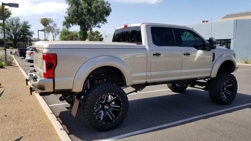 Gold 2017 Ford F-250 Lariat