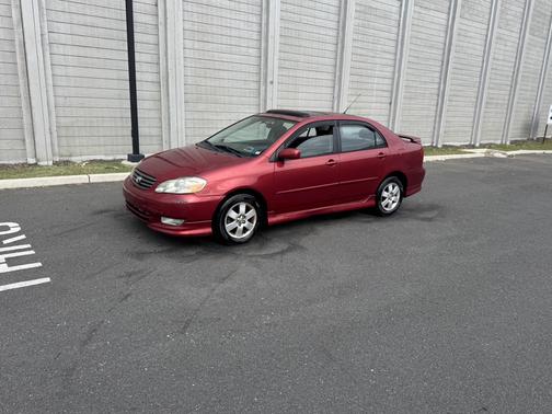 2004 Toyota Corolla LE