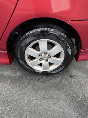 2004 Toyota Corolla LE