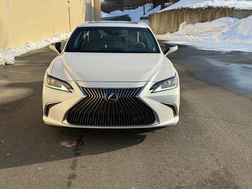 2020 Lexus ES 350 Base