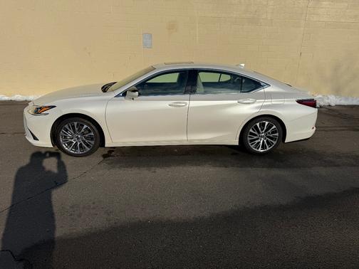 2020 Lexus ES 350 Base